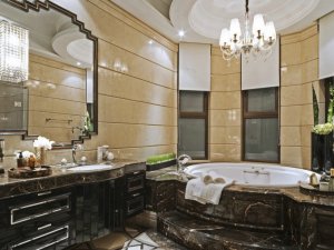 欧式古典风格卫生间黑色浴室柜效果图  按摩浴缸图片