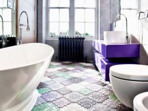 紫色卫生间浴室柜装修效果图 花色地砖图片