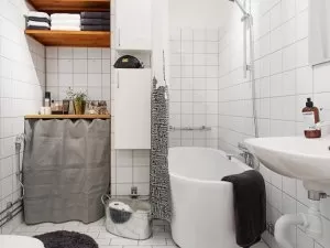 北欧风白色浴室图片 卫生间浴缸效果图