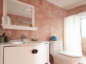 欧式粉色浴室装修效果图 白色浴室柜图片