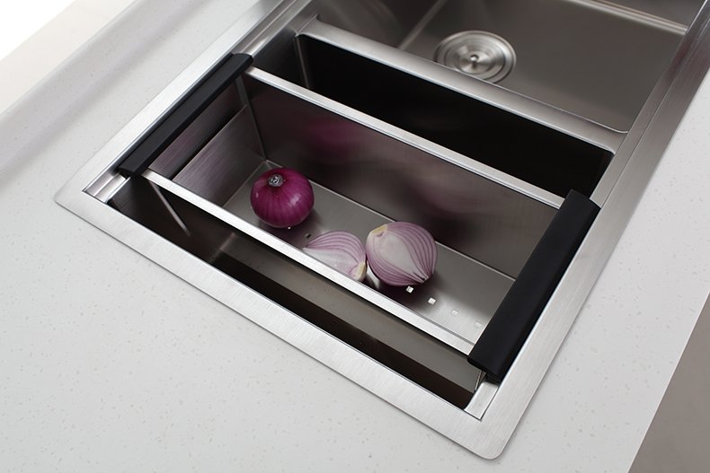 宏浪卫浴 304不锈钢厨房手工水槽套装 一体成型洗菜盆双槽加厚下水配件效果图_5